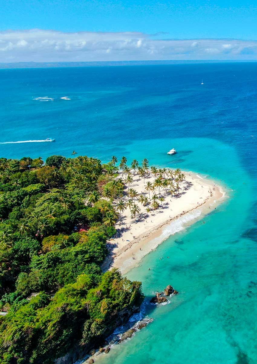 SAMANÁ & BACARDI ISLAND